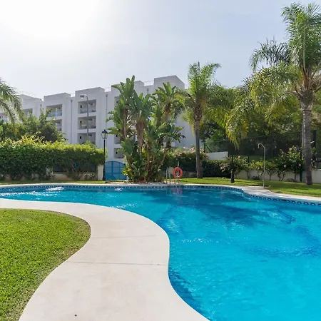 Malagasuite Lux Beach & Pool Torremolinos Exterior photo